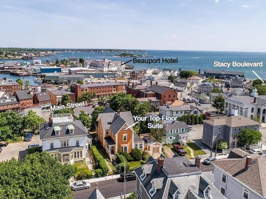 Guest Suite In Historical District Gloucester Exterior photo
